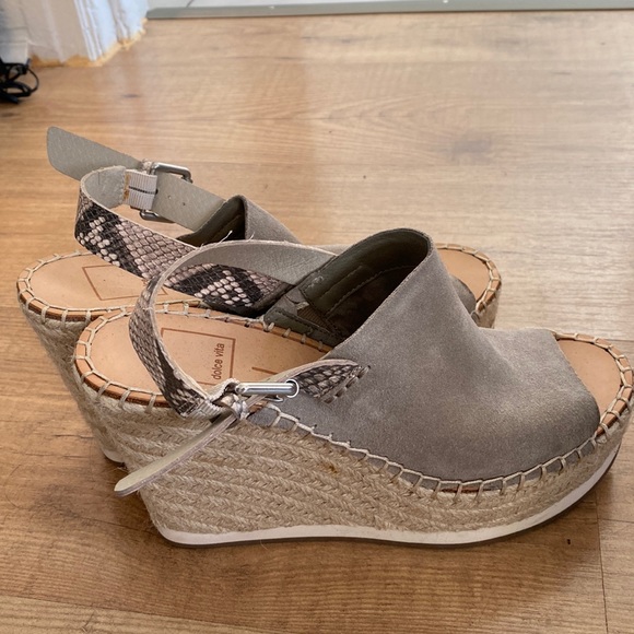 Dolce Vita khaki platform wedges - Picture 1 of 3